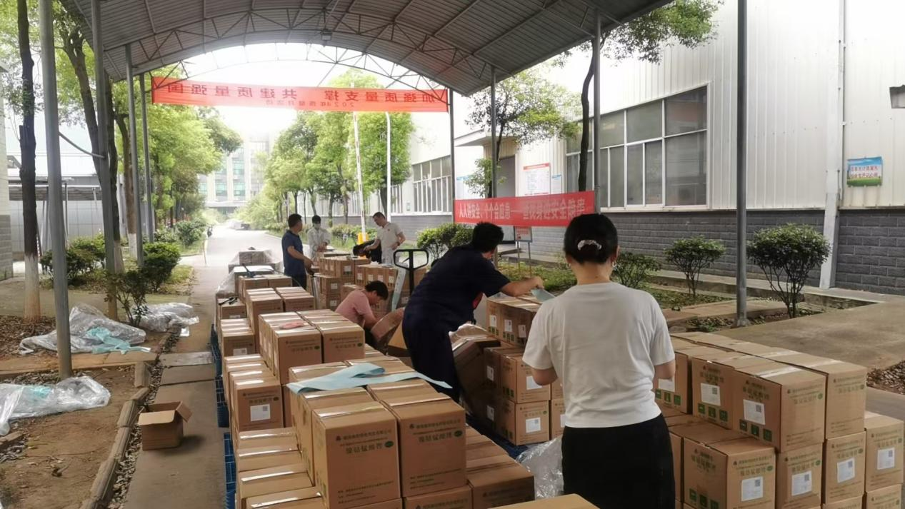 骄阳下的攻坚 --锂电公司订单回暖启新程，全力冲刺四季度